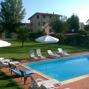 ** Bed & Breakfast Il Casale Di Nanni Italia
