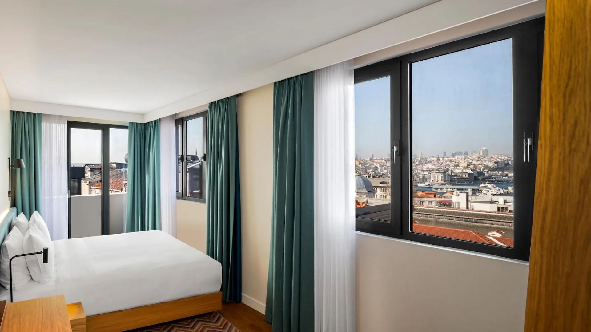 Hotel Hampton By Hilton Istanbul Sirkeci